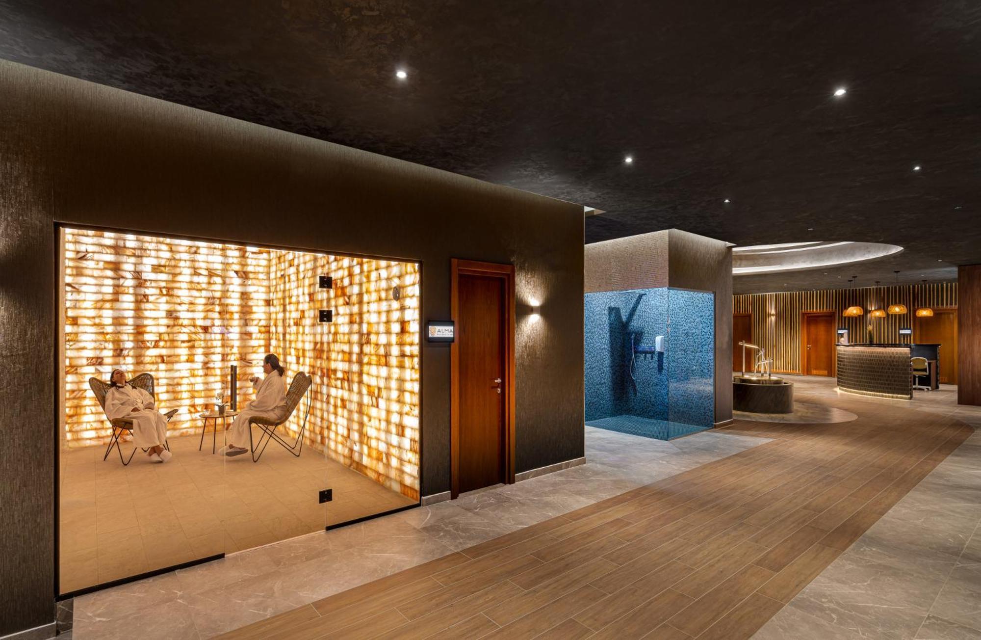 Alma Health & Spa Retreat Brăila Eksteriør billede